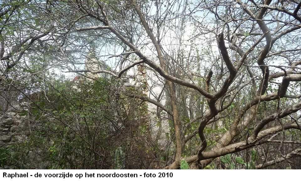 25. Raphael voorzijde op het noordoosten 2010